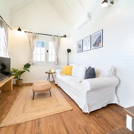 فيلة The Box House & Charming Private Tiny House & Pool غوجيك